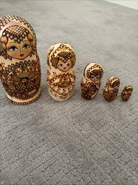 Set of 5 Hand-carved Wooden Nesting Dolls